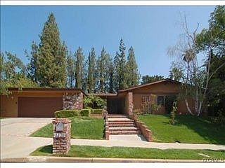 2nd image of 4421 Nogales Dr