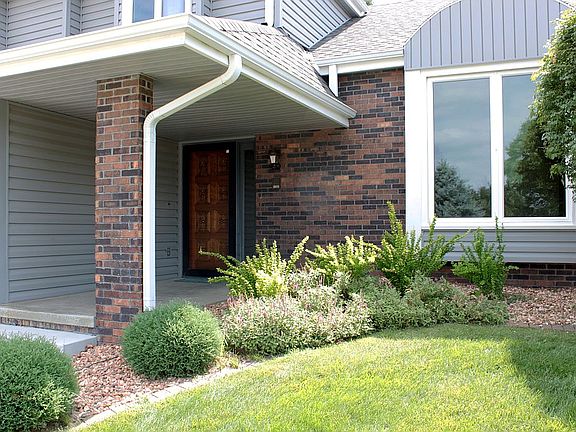 5th image of 1111 N 153rd Ave