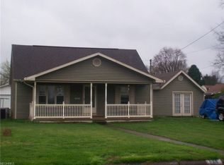 916 18th St, Vienna, WV 26105