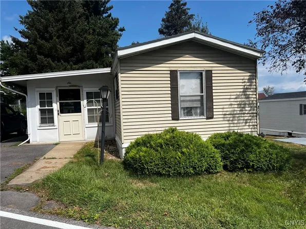 6 Singleton Dr, New Hartford, NY 13413