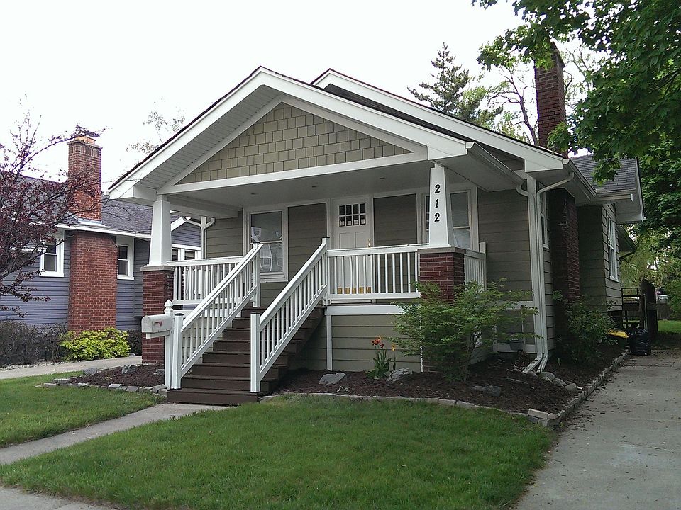 1st image of 212 Maxwell Ave