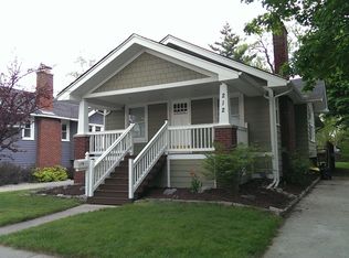 212 Maxwell Ave, Royal Oak, MI 48067