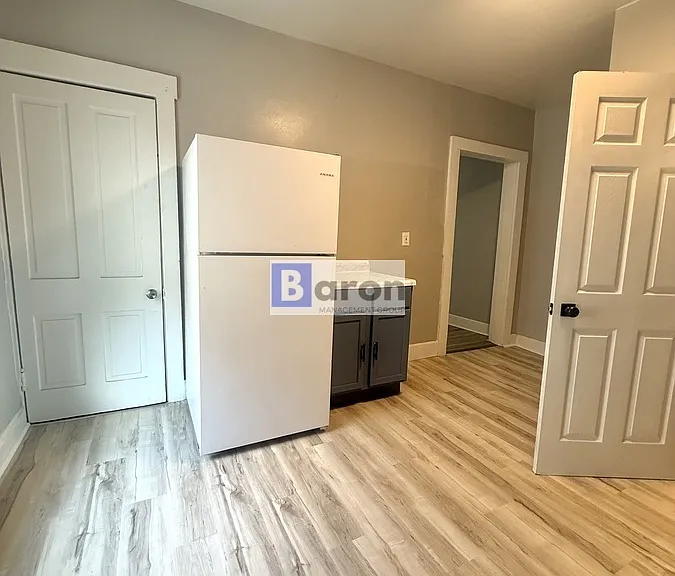 47 Ash St #3 — Photo 6