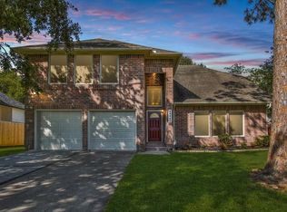 14427 Little Willow Walk, Houston, TX 77062