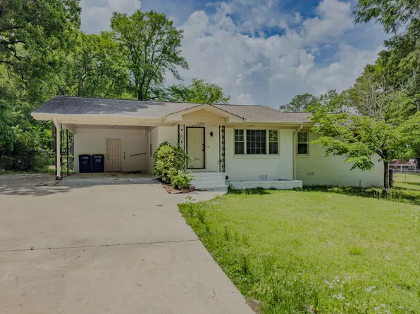 231 Hillwood Ln, Alabaster, AL 35007