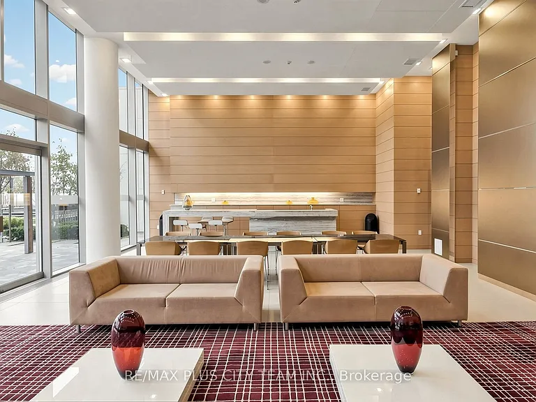 29 Queens Quay E #Townhouse 122 — Photo 39