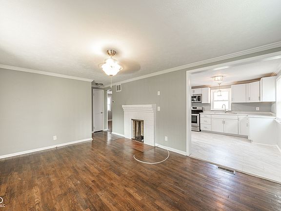4th image of 3729 Burton Pl