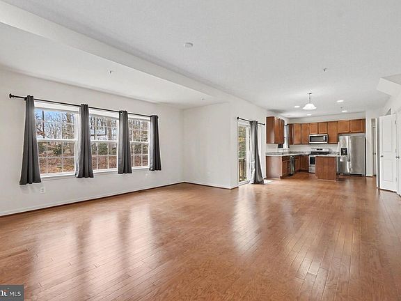 5th image of 35 Sparrows Way