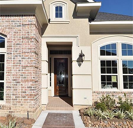 2nd image of 1215 Belgravia Way