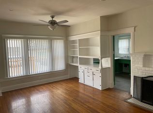 514 W 8th St, Long Beach, CA 90813