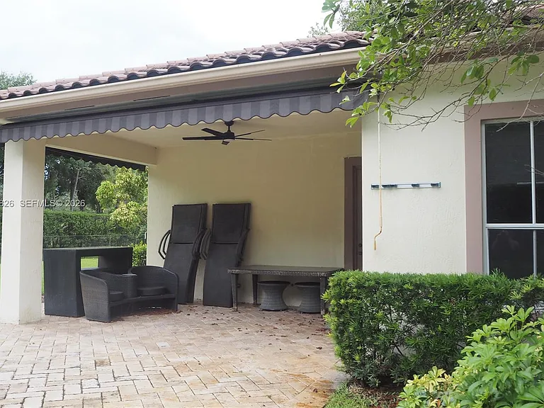 2750 Jockey Cir E — Photo 20