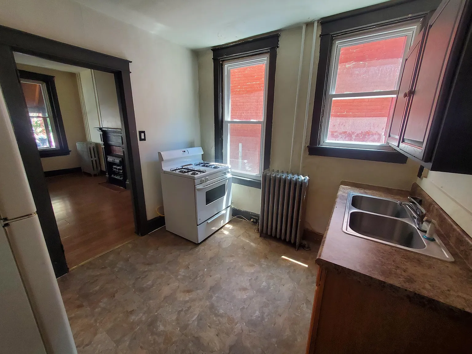 20 S 10th St - 1 — Photo 4