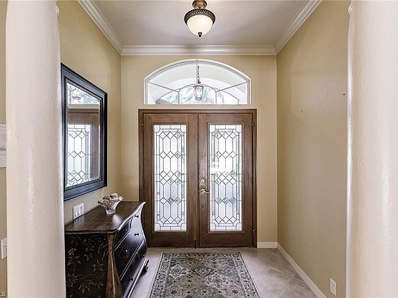 4th image of 8134 Lowbank Dr