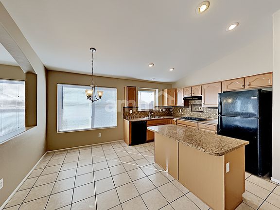 3rd image of 17789 W Andora St