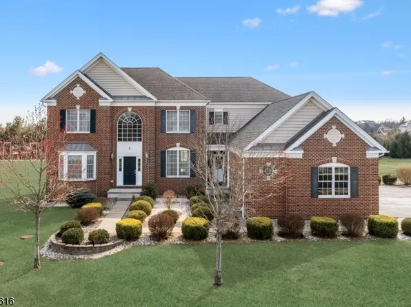 3 Heitz Ln, Hillsborough Twp., NJ 08844