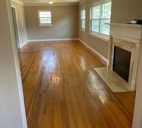 4th image of 2839 Ashley Ave