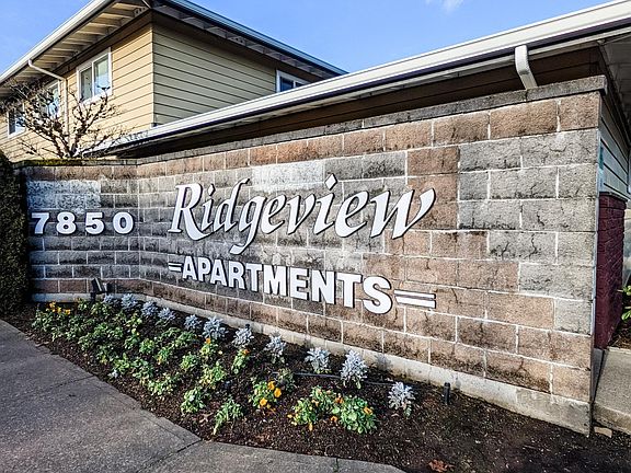 Centrally located with easy access to 26 and 217.