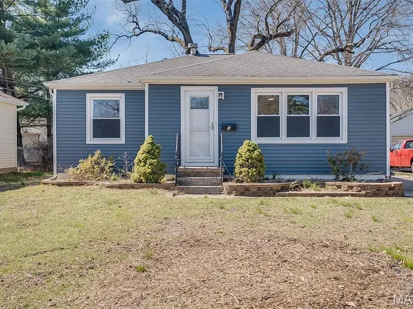 1 Miller Ln, Collinsville, IL 62234