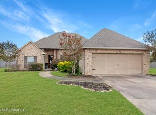 119 Kempen Ln, Madison, MS 39110