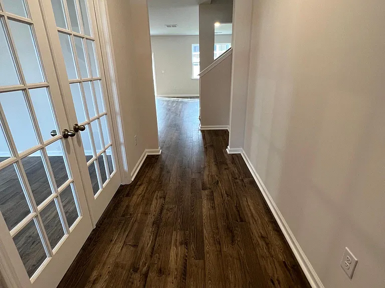 181 Kelsey Ct — Photo 2