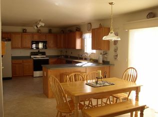 1211 Fall River Cir, Longmont, CO 80504