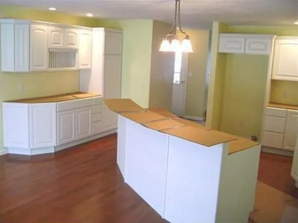 13 Upland Ter, Mount Vernon, OH 43050