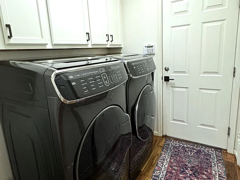 8359 Liverpool Cir — Photo 18