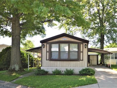 9 Scenic Dr, Olmsted Falls, OH, 44138