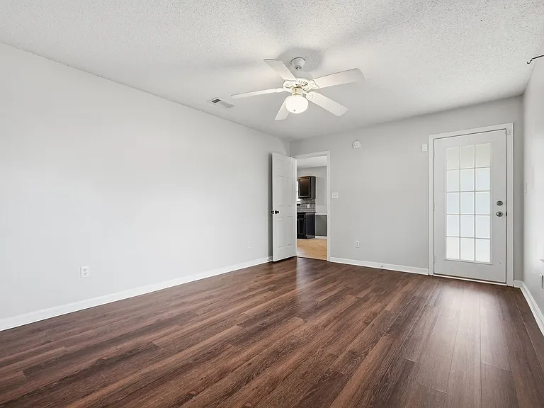 955 Pacific Silver Ct — Photo 15