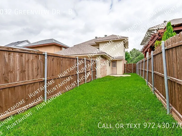2032 Greenview Dr #B — Photo 12