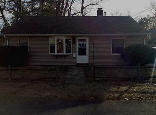 90 Anson Dr, Riverside, RI 02915