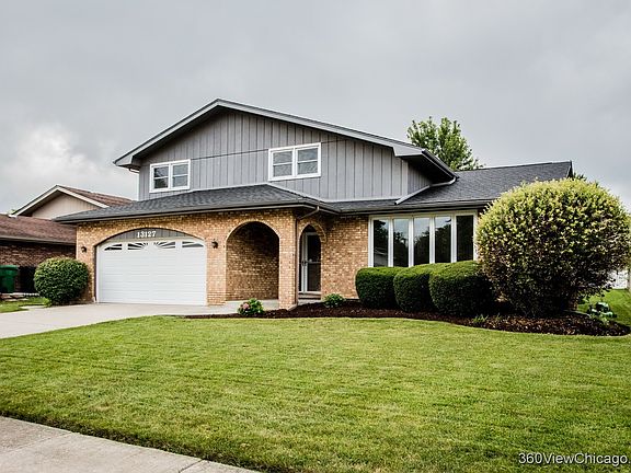 3rd image of 13127 Sparrow Ct
