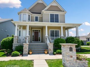 N562 Armstrong Ln, Geneva, IL 60134