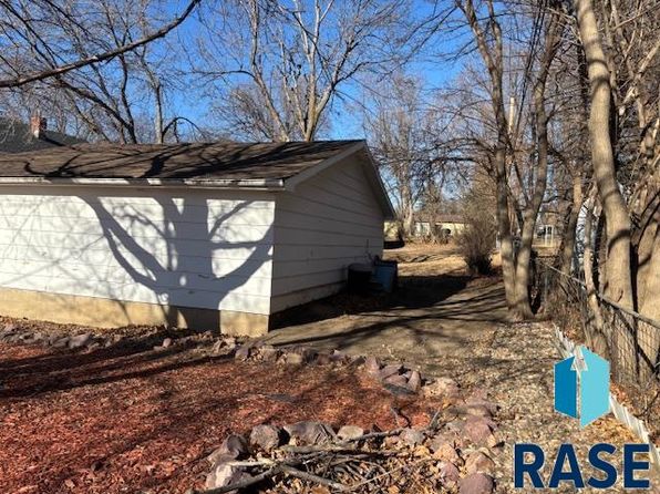 sioux-falls-south-dakota-447160148 picture