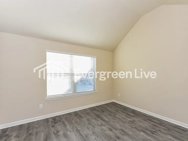 337 Grey Oaks Ct — Photo 8