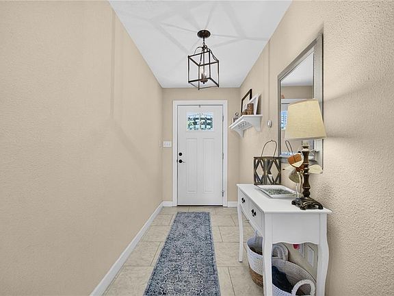 3rd image of 3058 GRAND VIEW AVENUE