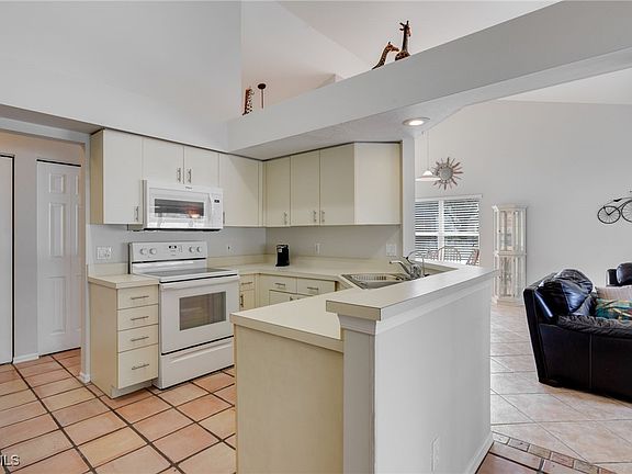 2nd image of 15236 Cricket Ln