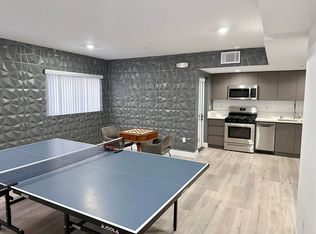 1381, Los Angeles, CA 90005