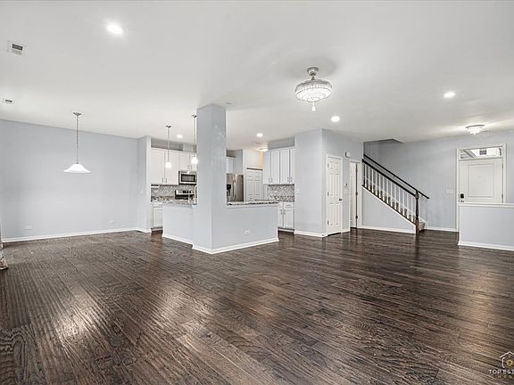 4th image of 4177 Irving Rd