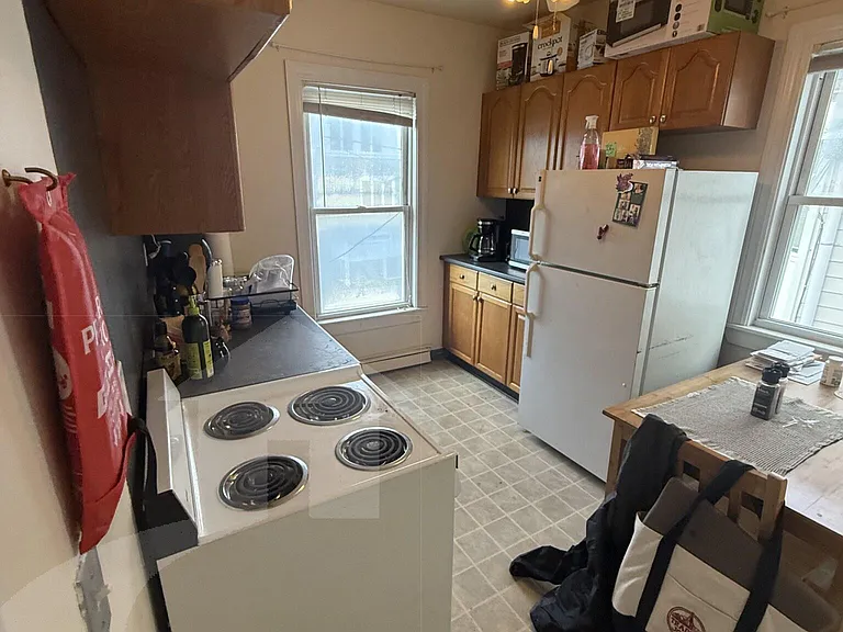 60 Walden St #1A — Photo 4