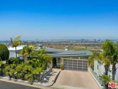 7779 Veragua Dr, Playa Del Rey, CA, 90293