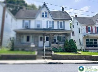 449 W Church St, Slatington, PA 18080