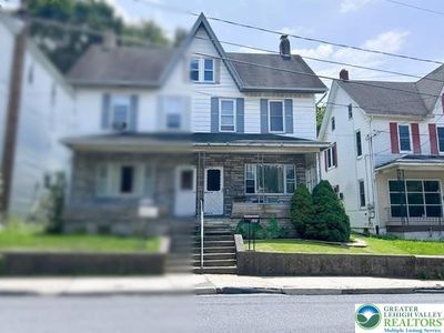 449 W Church St, Slatington, PA, 18080