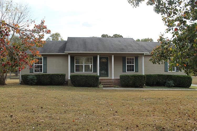 1st image of 107 Leeann Dr