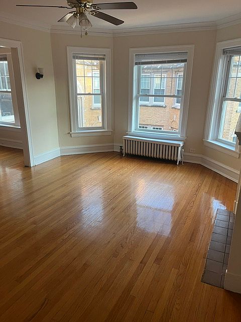 1st image of 720 Hinman Ave APT 2W