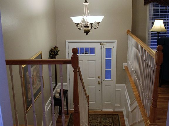 3rd image of 109 Tulip Grove Cir