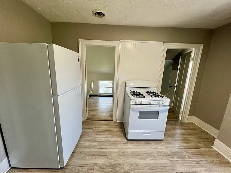 4212 Apple Ave #1 — Photo 9