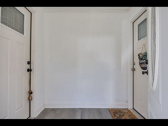 2nd image of 166 E 16th St #B