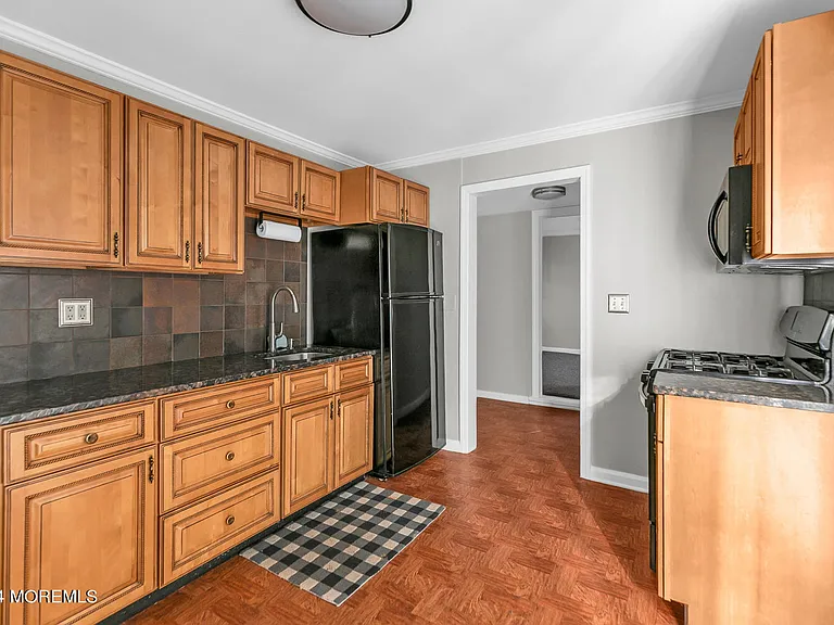 717 Harmony Rd — Photo 19