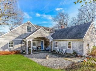 101 Edgecomb St, Groton, CT 06355